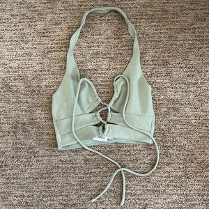 Princess polly halter top 🌿 never worn
